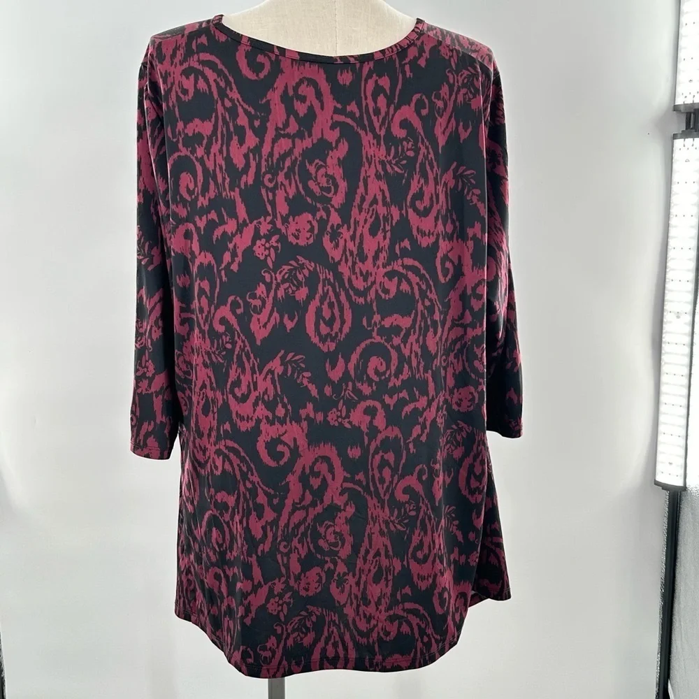 Faded Glory top size 3X 22-24W purple black Paisley asymmetrical hem career